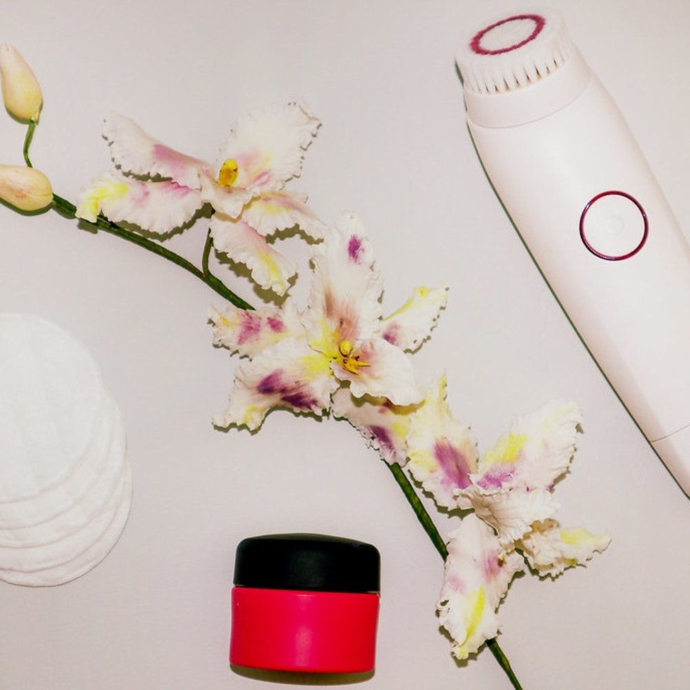 Facial Cleansing Brush